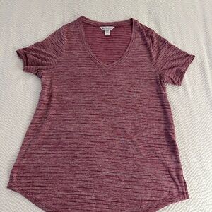 Athleta Women's Heathered Burgundy V-Neck Tee